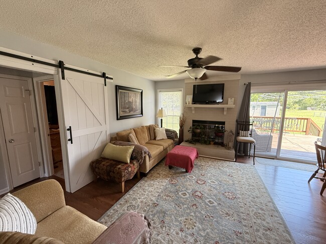 Building Photo - 2029 Bugle Dr