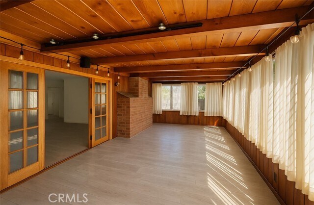 Building Photo - 16500 Simonds St