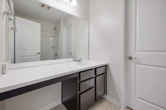 Building Photo - 2531 Basin Trail Ln