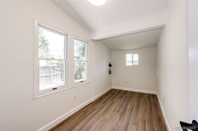 Building Photo - 2832 S Acoma St