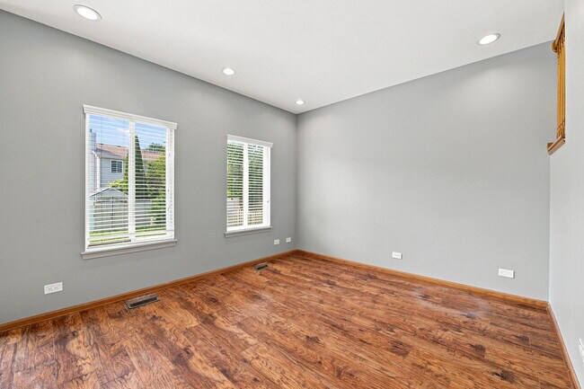 Building Photo - 2554 Warm Springs Ln