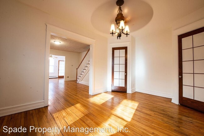 Building Photo - 3 br, 1.5 bath House - 2122 W Liberty Street