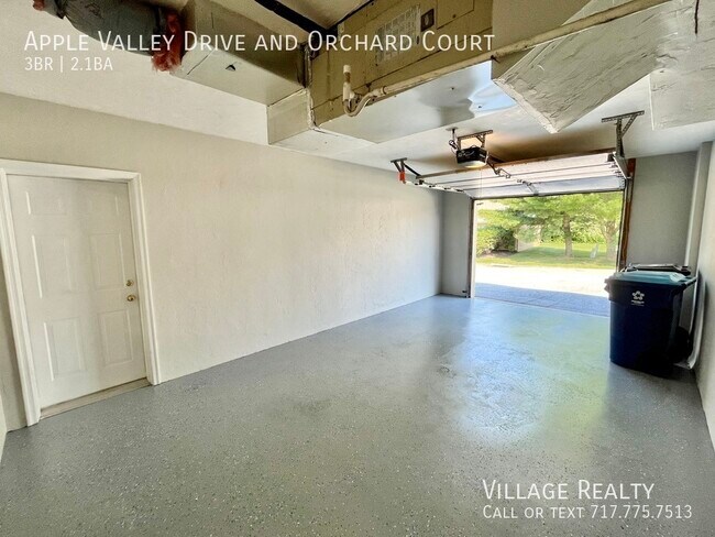 Building Photo - 710 Apple Valley Dr