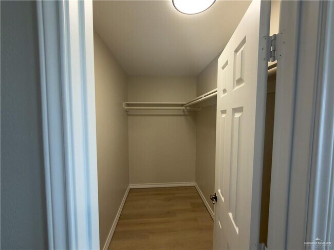 Building Photo - 19 Sumpter Ct