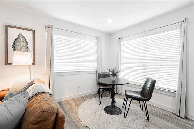 Building Photo - 601 N Ewing Ave