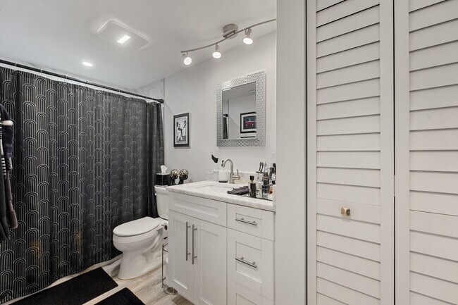 Building Photo - 3586 La Playas Ct