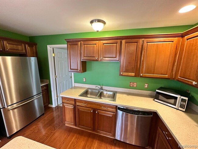 Building Photo - 39700 Rockcrest Ln