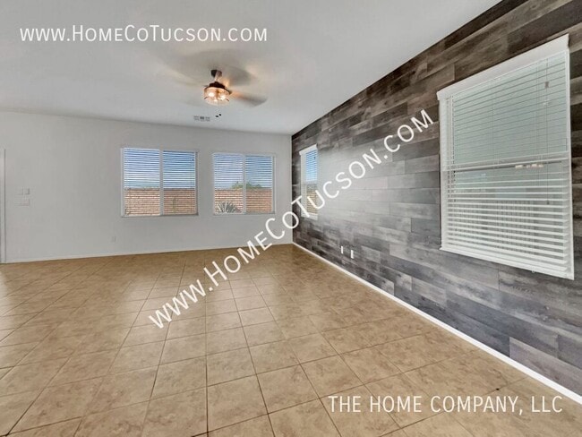 Building Photo - 7538 S Circulo Rio Blanco
