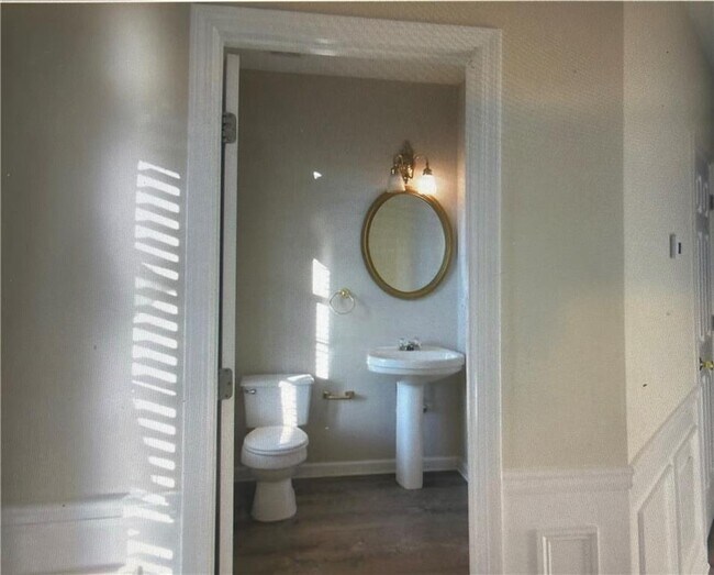 Building Photo - 3030 Winston Terrace Ct