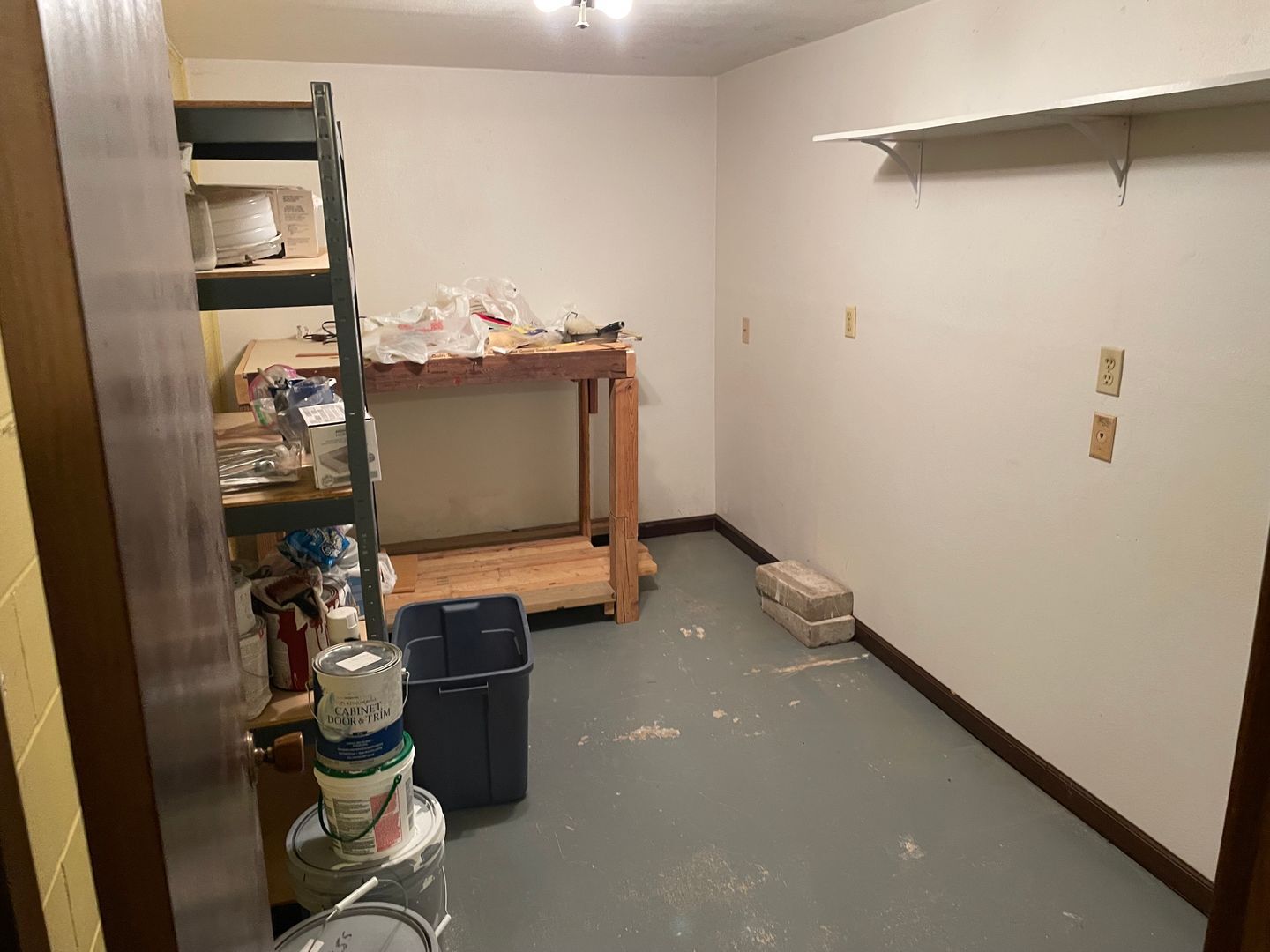 Building Photo - 308 S Main St