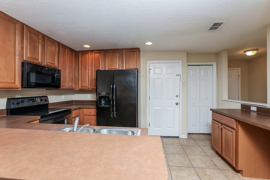 Building Photo - 4643 Lacebark Trl