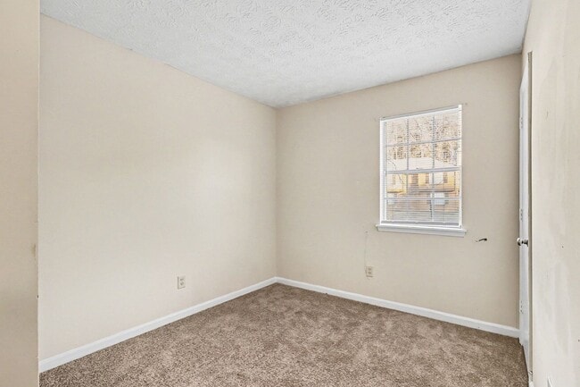 Building Photo - 3 Bedroom 2 Bath House