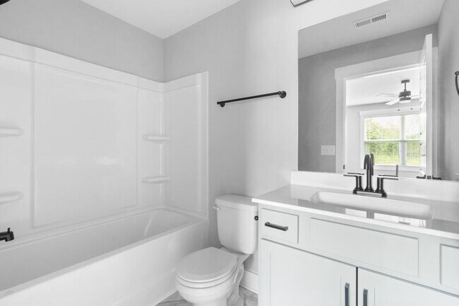 Building Photo - 306 Jonathan Wade Cir