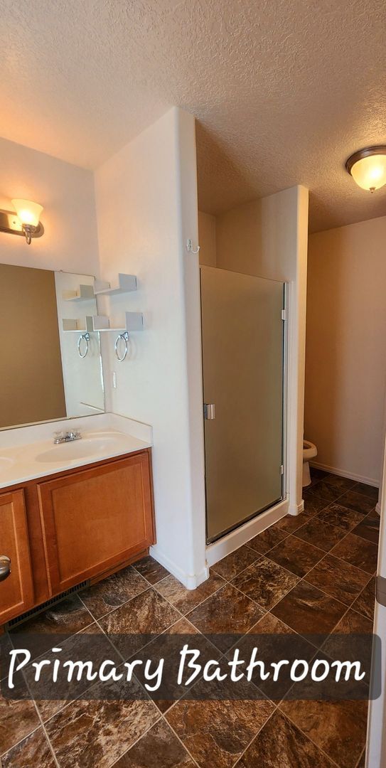 Building Photo - Spacious 4-Bedroom Home with Loft in Charm...