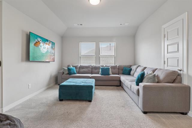 Building Photo - 1329 Stoneleigh Pl