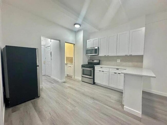 Building Photo - 1 bedroom in New York NY 10021