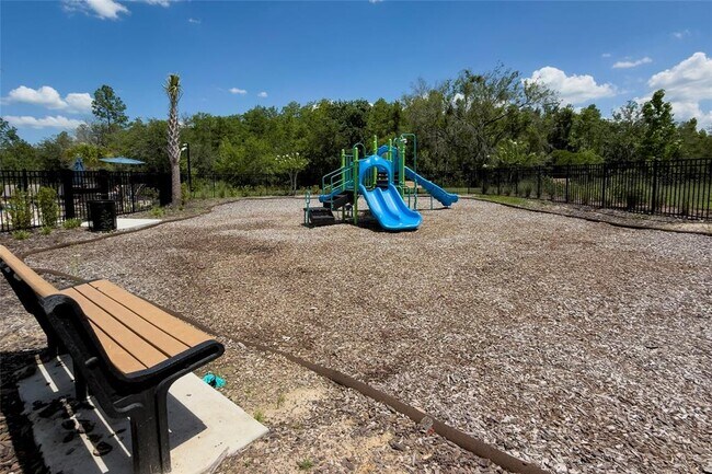 Building Photo - 2916 Skyline Lp