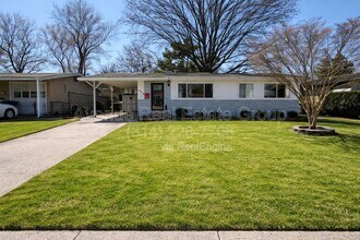 Building Photo - 858 Hazelvalley Dr