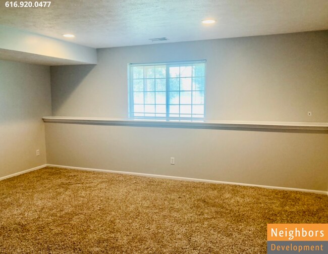 Building Photo - 5425 Rivertown Cir SW