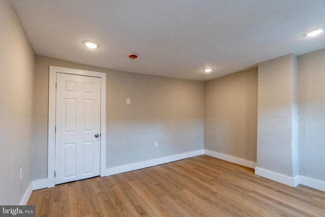 Building Photo - 2552 Coral St