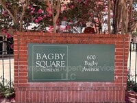 Building Photo - 600 Bagby Ave