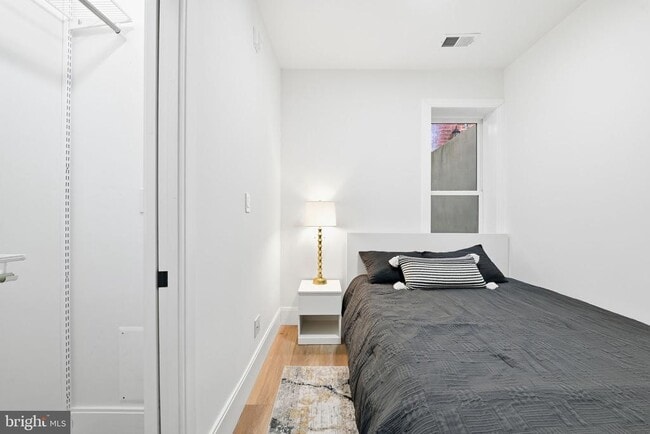 Building Photo - 1714 Euclid St NW