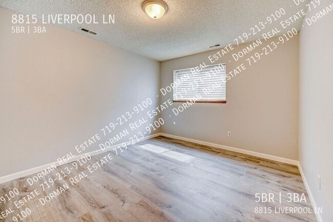 Building Photo - 8815 Liverpool Ln