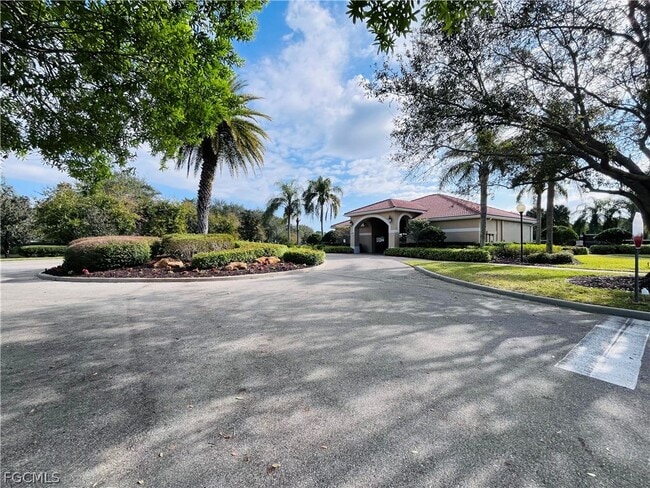 Building Photo - 10601 Crossback Ln