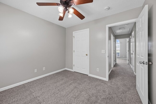 Building Photo - 115 Nandina Wy