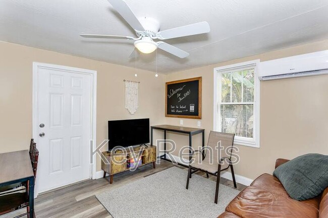 Building Photo - 1003 Concordia Blvd