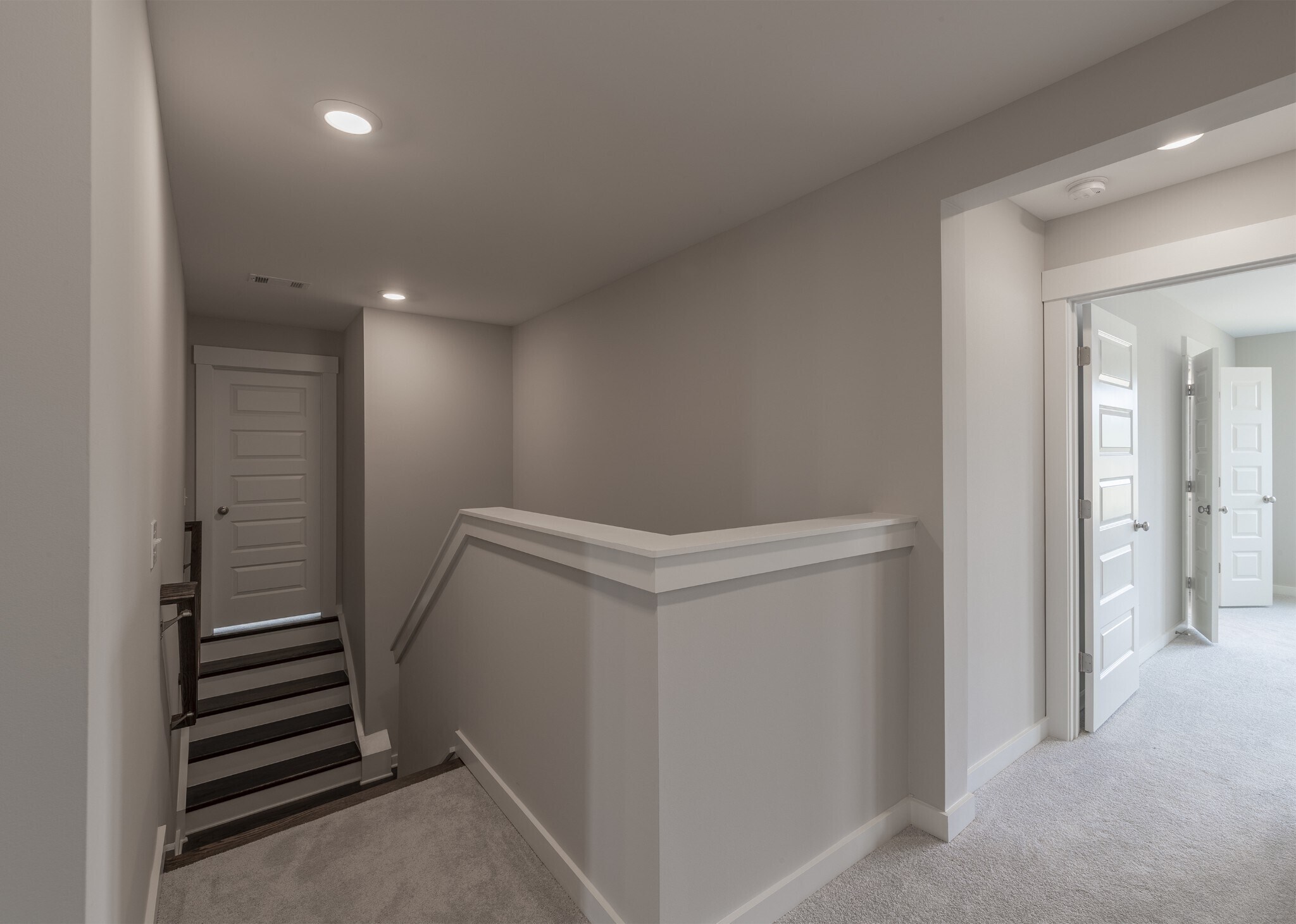 Building Photo - 832 Rockwell Dr