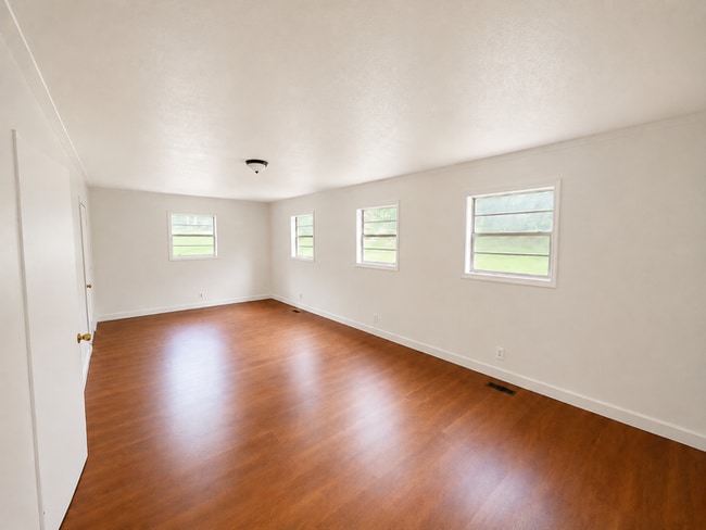 Building Photo - 4830 Wilson Rd