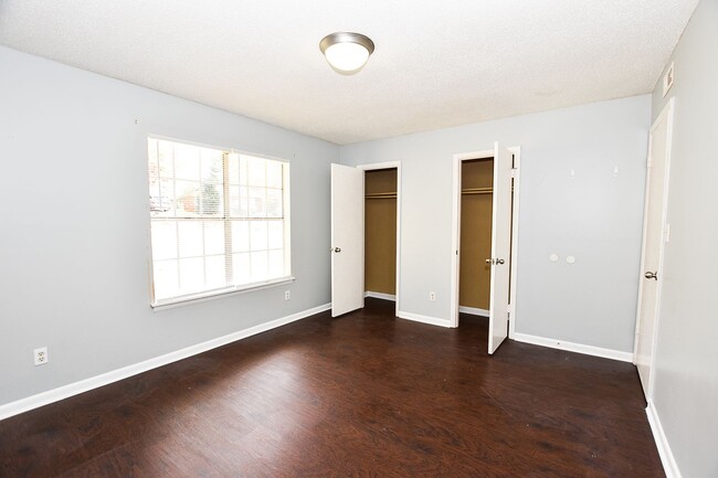 Building Photo - Single Family Home 3BR / 1BA