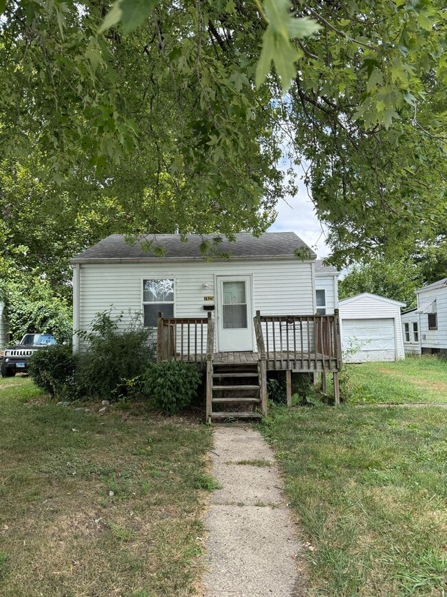 Primary Photo - 1 bed 1 bath home