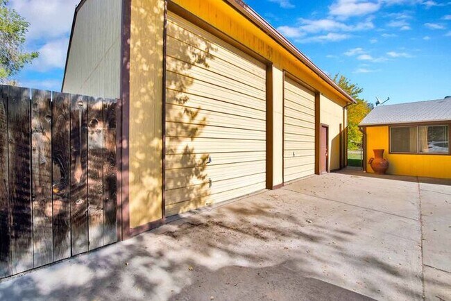 Building Photo - Cozy 1-Bedroom Apartment on a Quiet Clifto...