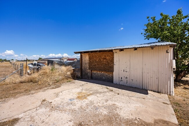 Building Photo - 820 Beefway Ranch Ct