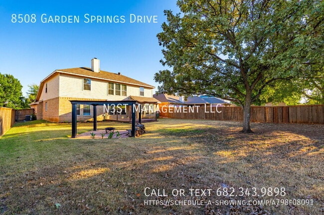 Building Photo - 8508 Garden Springs Dr