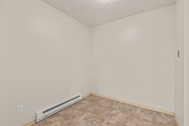 Building Photo - 11540 Pinehurst Way NE