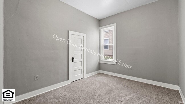 Building Photo - 412 Archer Ave