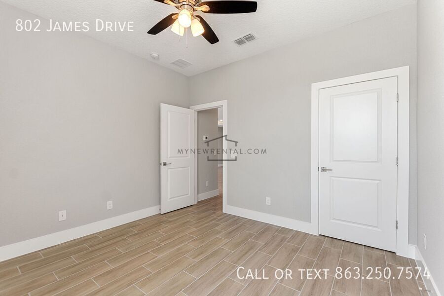 Building Photo - 802 James Dr