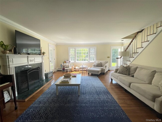 Building Photo - 6 Beech Hill Rd