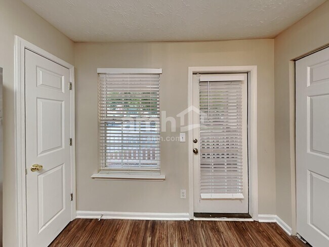 Building Photo - 293 Windcroft Ln NW