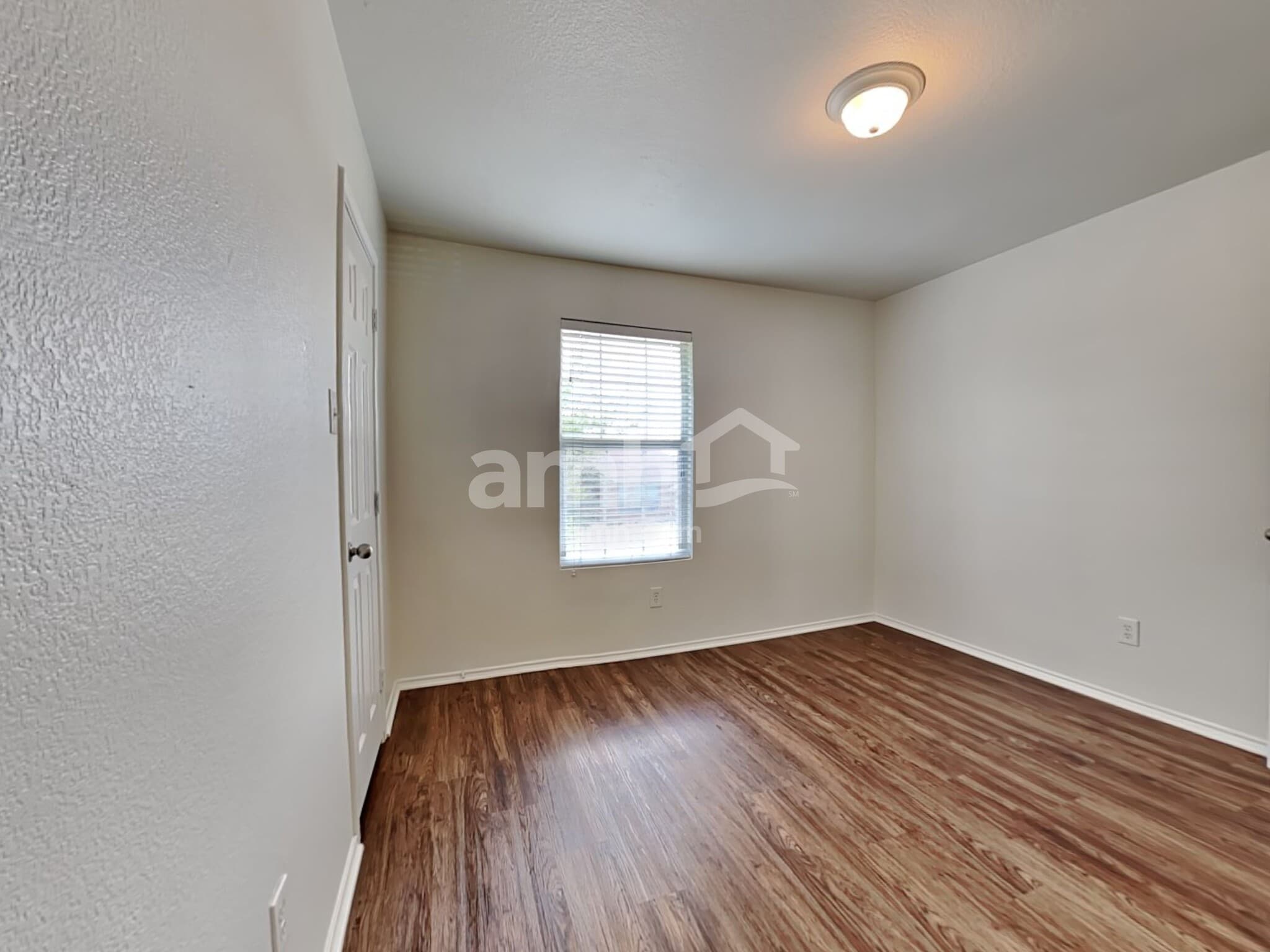 Building Photo - 700 Locustberry Dr