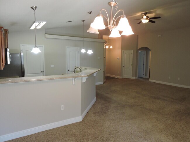 Building Photo - 4642 Hermosa Rd