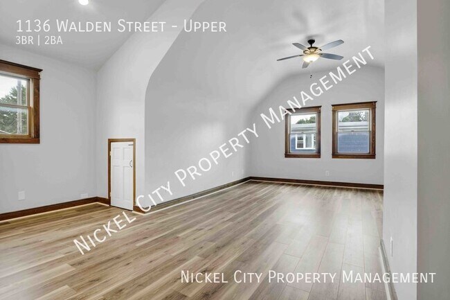 Building Photo - 1136 Walden Ave