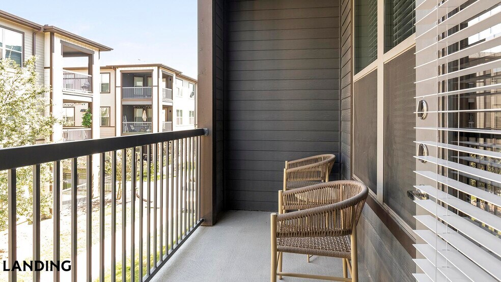 Building Photo - 2650 S McDonald St