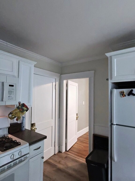 Building Photo - 26 Bolton St