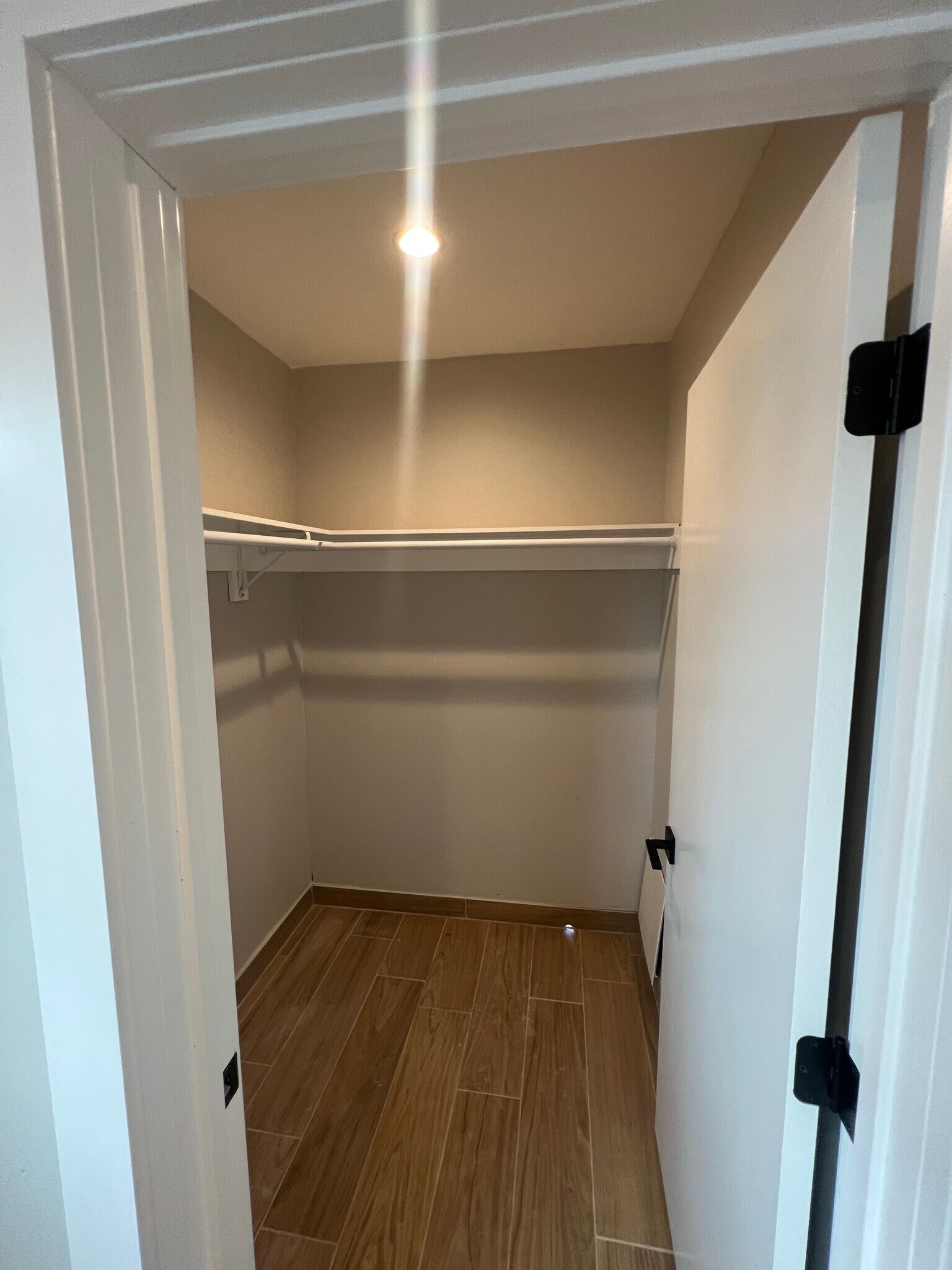 Building Photo - 20301 Cohasset St