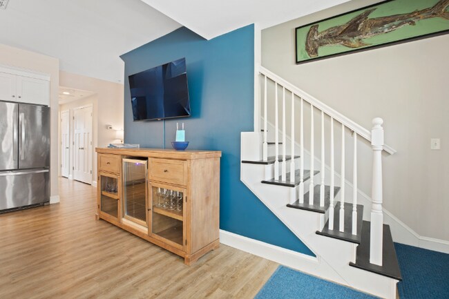 Building Photo - 128 Ashworth Ave