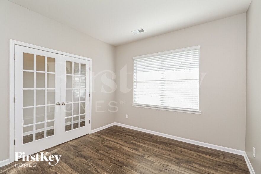 Building Photo - 5048 Deisy May Ln